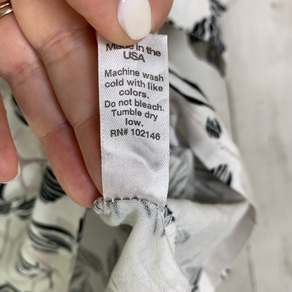 New! {Michael Stars} Bella Floral Boxy Crew Tee OS - Picture 7 of 8